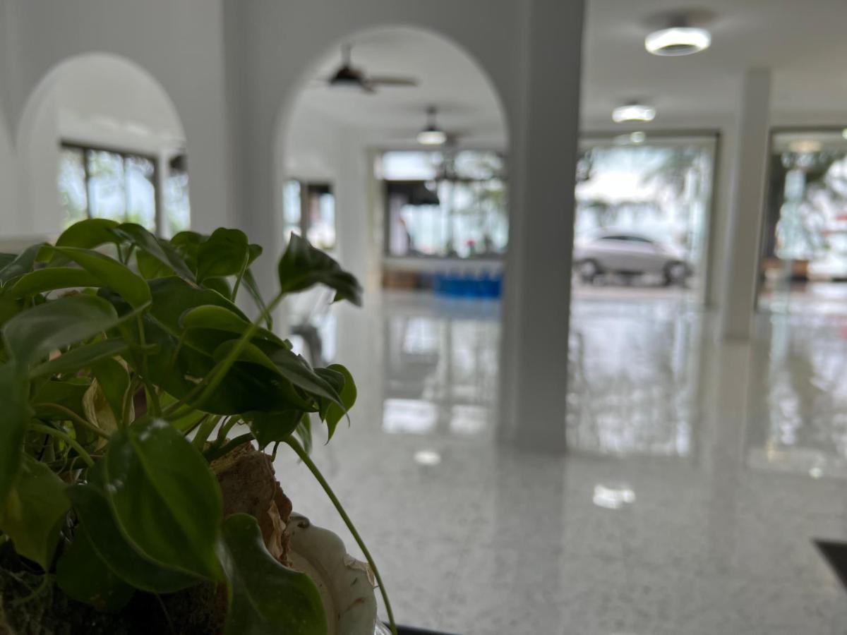 Seaside Palace Hotel Koh Samui Exterior photo